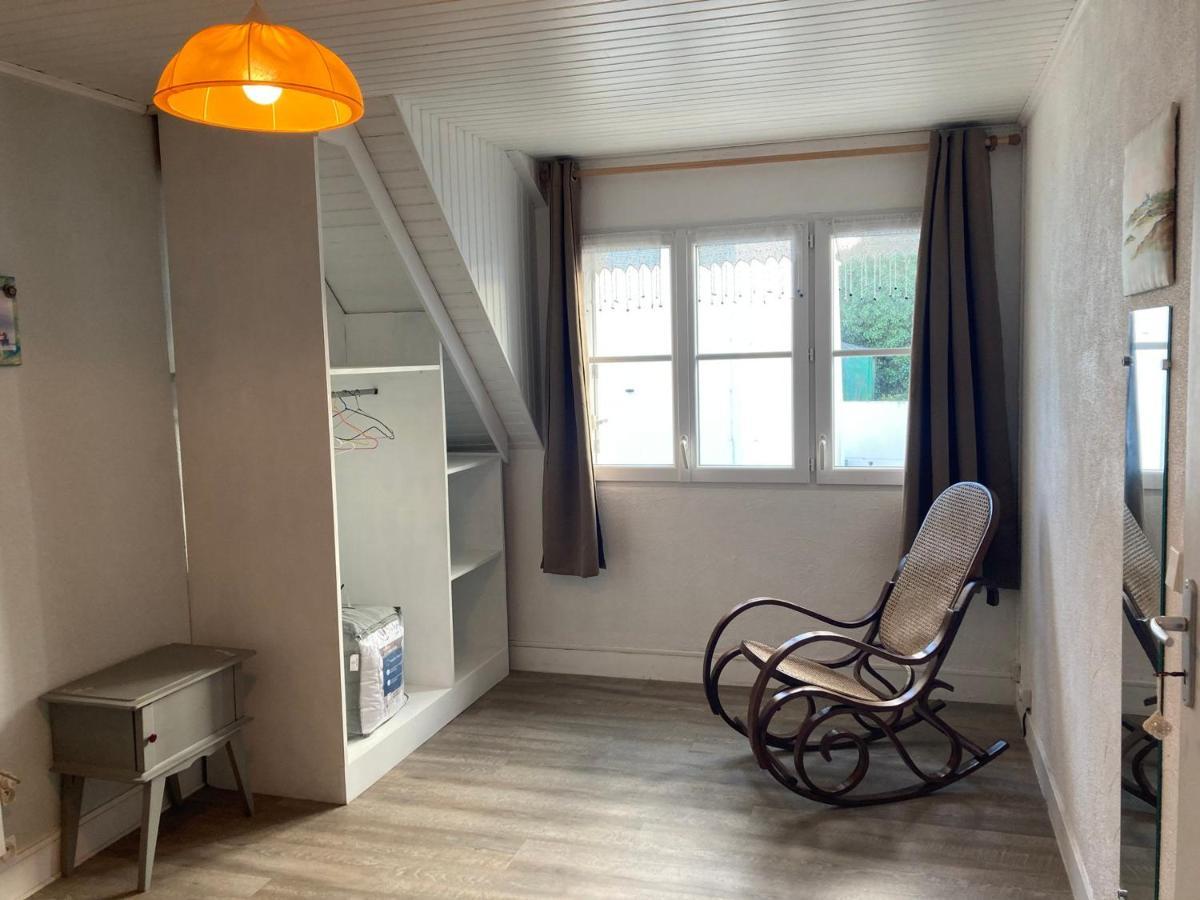 Maison Cosy Avec Jardin, Centre De Sauzon, 200M Du Port, 3 Chambres, Wifi, Terrasse Et Barbecue - Fr-1-418-211 Exterior foto